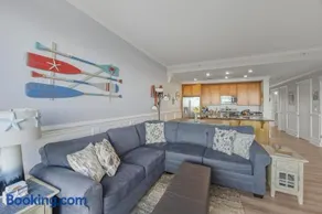 Oceanfront Condo King Suite & Pet-Friendly Stay - Image 5