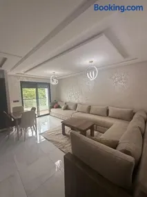 Appartement avec balcon vue sur forêt - centre ville - Image 1