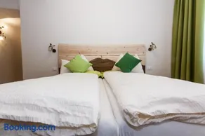 B&B Incanto - Image 1