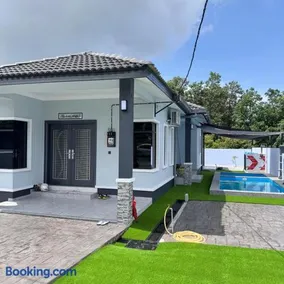 Homestay D'Ammar Private Pool - Image 1