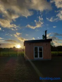 Stoneyford Luxurious Cabins - Image 2