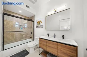 Brand New 4BR Home, Sleeps 10, Gated Parking - Image 3