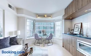 University of Toronto UTSG Suites - Image 4
