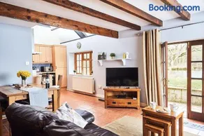 Penuwch Boathouse - cottage in Wales with indoor pool - Image 5