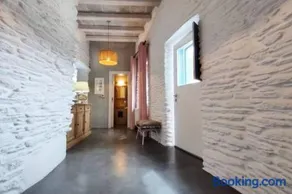 Amarienitas Suites - Image 3
