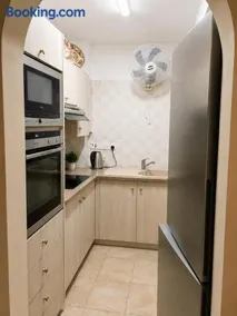 Alithea Gardens 2 Bedroom Apt with Communal Pool - Image 5