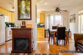 Cozy and Relaxing Private Getaway Full Amenities - Image 2