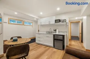 Elkhorn Lodge Vacation Rentals - Image 3
