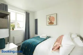 Halifax Gorgeous New Home - 3 bedrooms - Image 5