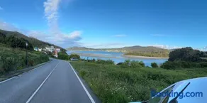 O Barqueiro- Fisher Village - Image 2