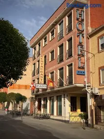 Hotel Vadorrey - Image 1