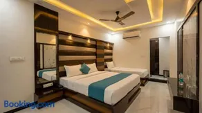 Hotel Shree Vrindavan - Image 1