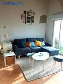 T3 duplex lumineux en centre-ville avec terrasse plage à 10mn - Image 1