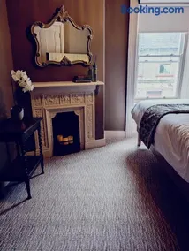 The Rooms at Walsh's Boutique Accomadation - Image 5