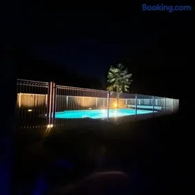 Gîte des Combes Blanches avec piscine et jacuzzi - Image 2
