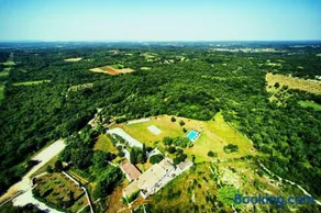 Casa con barbacoa, jardín y piscina privada | Vistas a la naturaleza - Image 2
