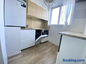 Apartment Golden Touch - Image 2