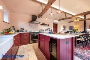 3 Bed in Ringsfield oc-m33329 - Image 4