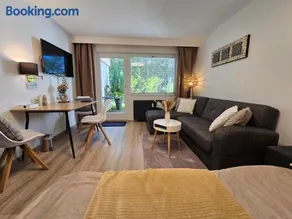 Erholungs- Apartment am Kurpark & Therme Bad Urach - Image 3