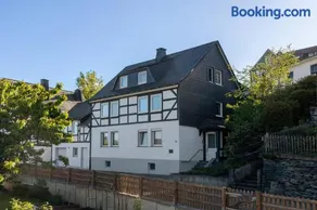Ferienwohnung am Hügel - Image 1