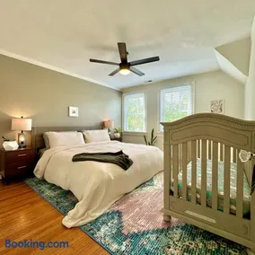 Historic Home, Modern Amenities- 15 Minutes to Downtown Chattanooga- Perfect for Families - Image 1