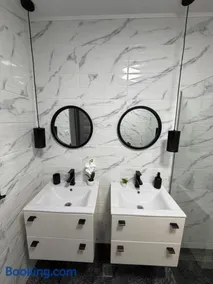 AKT Residence - Image 3