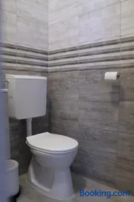 Altair Airport Apartman - Image 5
