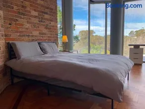 Spacious Private Suite with Pool & Tennis - Image 2