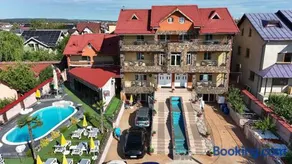 Hypnotic Villa Pitesti - Image 2