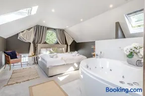 5 Bed in Blofield oc-s33037 - Image 4