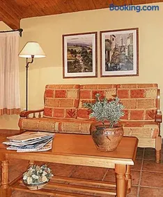 Apartamentos Turismo Rural Casa Santorroman - Image 3