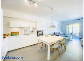 ZASE Luxury Homes - Image 4