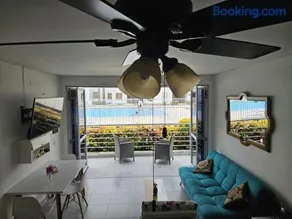 Apartamento Agualina Orange con vista a la piscina - Image 2