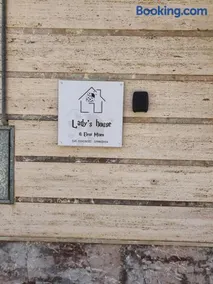 Lady's house - Image 5