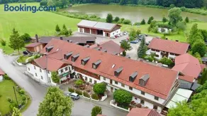 Gasthof & Hotel Jägerwirt - Image 1