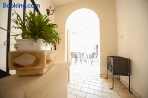 Li Curti - Image 3