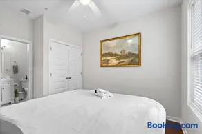 Entire DC House 2BR 2BA Fire Pit Free Parking Near Capitol Hill - Image 3