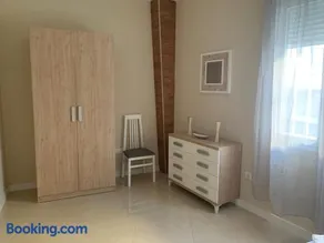 Apartamentos La Unión - Image 5