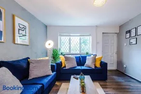 Stylish home - 5G wifi - FREE off-road parking - Sleeps 6 - Image 5