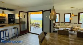 Apartment with a breathtaking view - Image 3