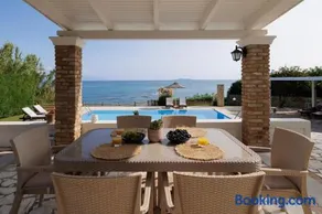 Beachfront Villa Victoras - With private beach - Image 1