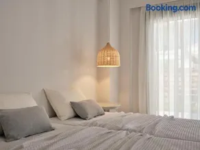 Gerakas Luxury Villas - Image 4