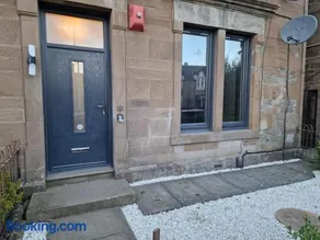 Boutique villa newly refurbished Dundee - Image 2