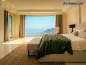 Qoople Villa Toscana - Panoramic 360 sea & castle view - Image 3