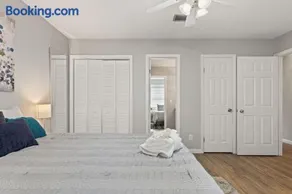 Stay at Cypress Cottage - Image 3