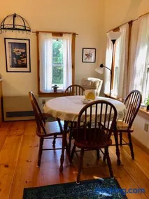 Peaceful Cozy Cottage in the Vermont Woods - Image 4