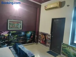 Lucky Hotel - Image 1
