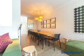 Beach Villa - 16min to Downtown - 30 PPL - Image 5