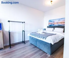 Doctor's Cosy Apartment - Image 2