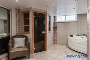 Gylle Luxe & Retreat - Image 2